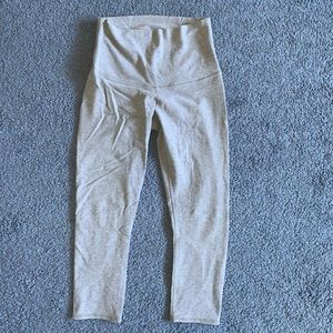 Lululemon high rise crop